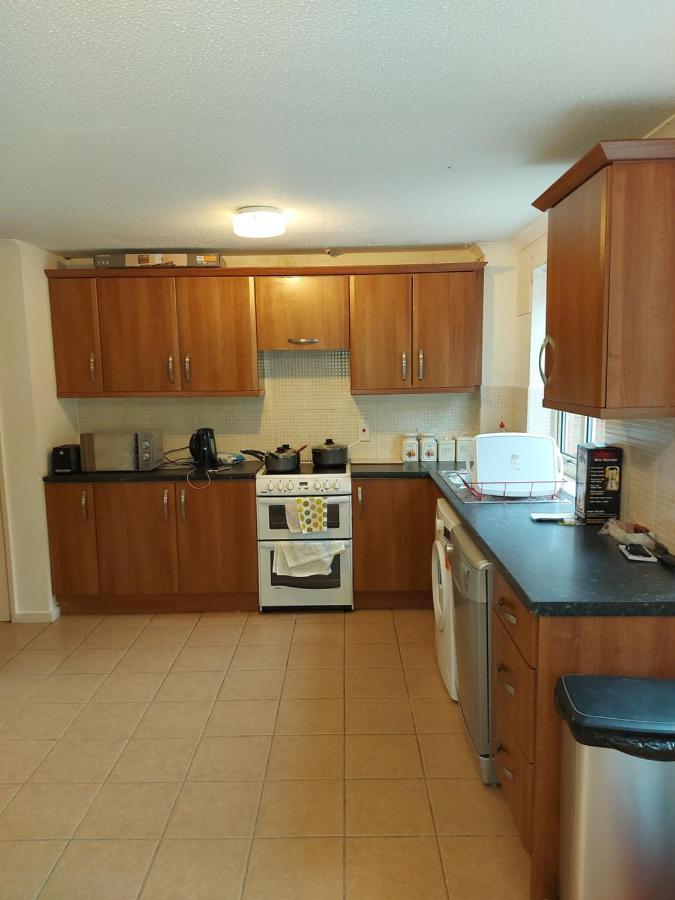 Spacious And Serene Stay Near Milton Keynes Centre Willen Eksteriør bilde